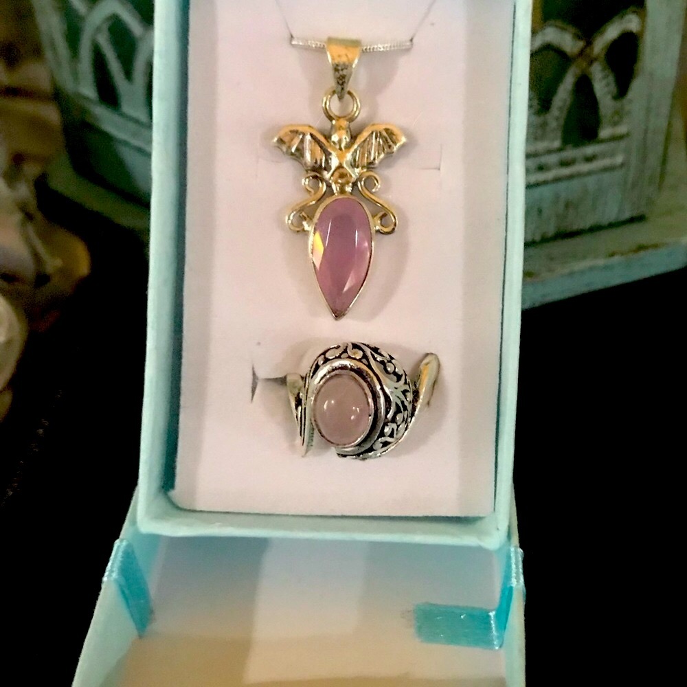 Handcrafted steeling silver necklace and ring set